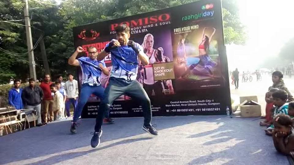 Raahgiri Day · Main Stage — Live combat-fitness demo on the Raahgiri Day main stage, Gurgaon.